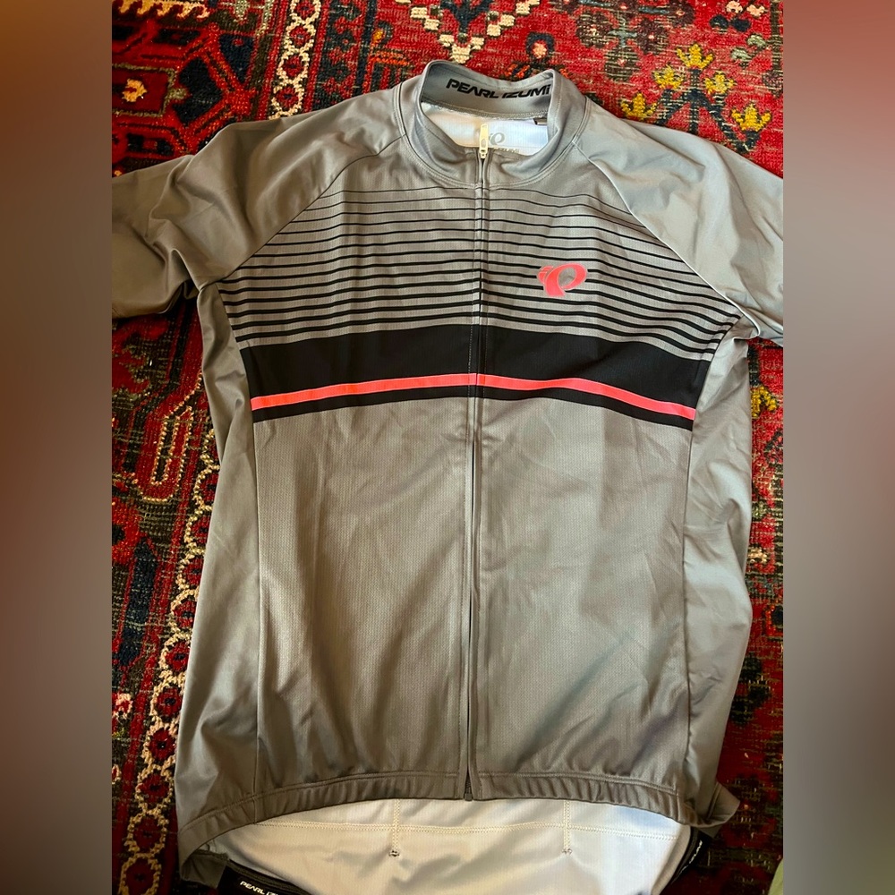 Women’s Pearl Izumi Size Large Bike Jersey